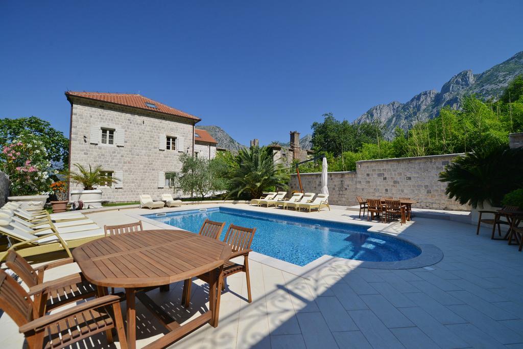 Vila Nikcevic Apartments Kotor Luaran gambar