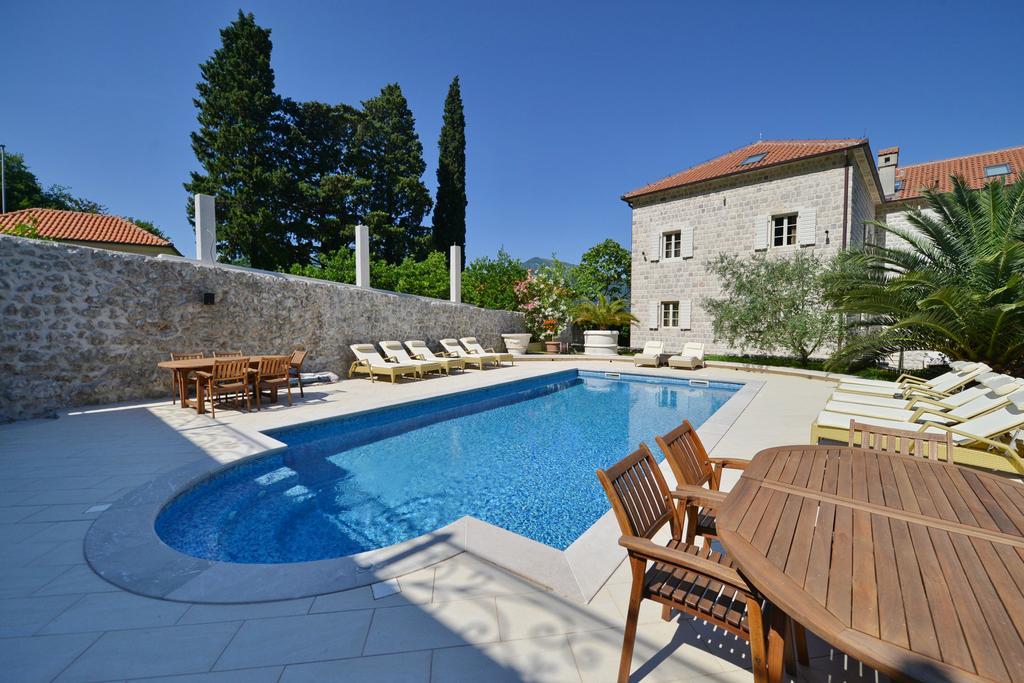 Vila Nikcevic Apartments Kotor Luaran gambar