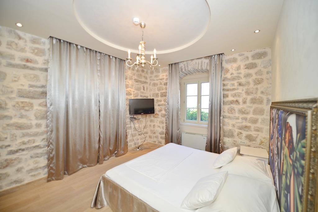 Vila Nikcevic Apartments Kotor Bilik gambar