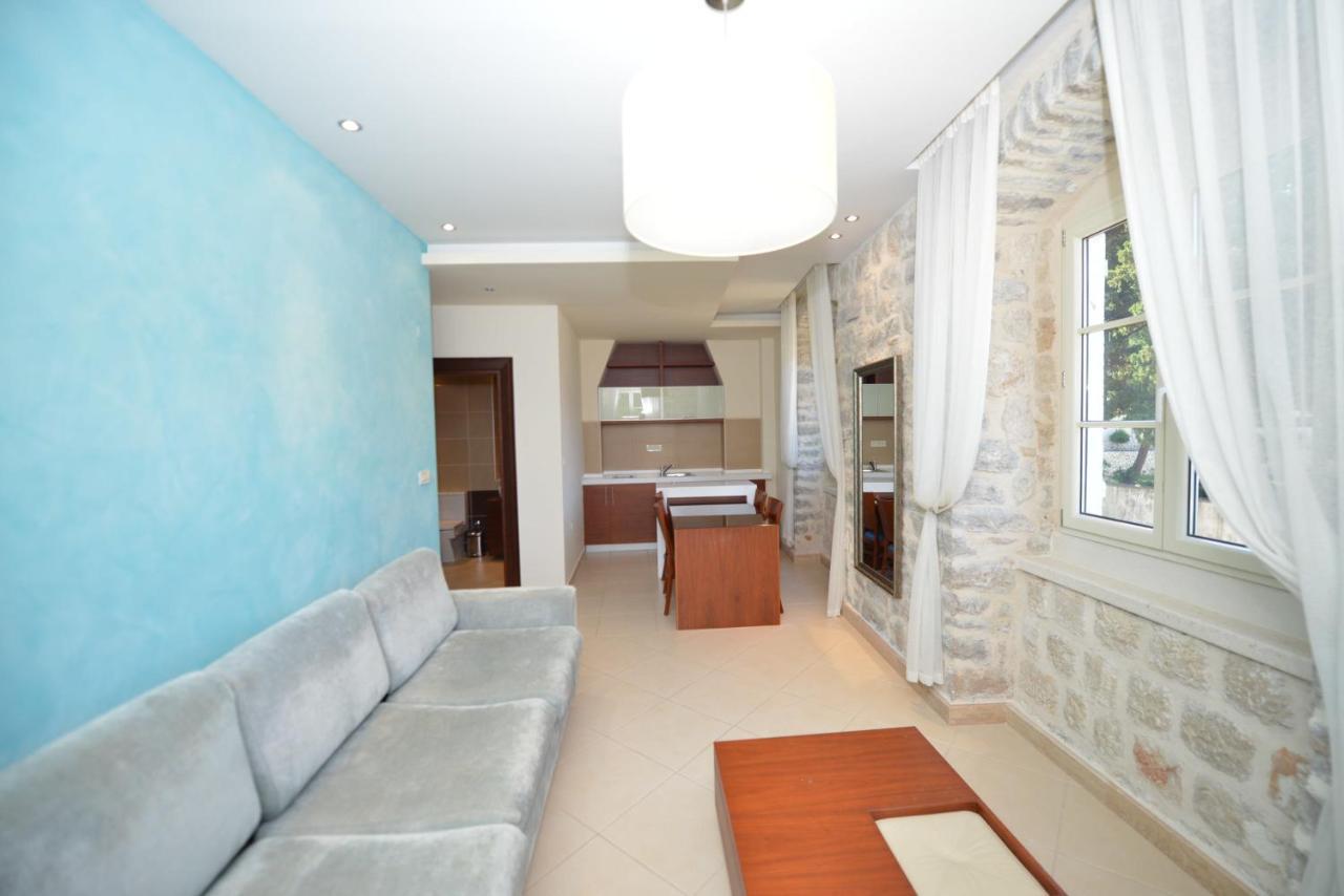 Vila Nikcevic Apartments Kotor Bilik gambar