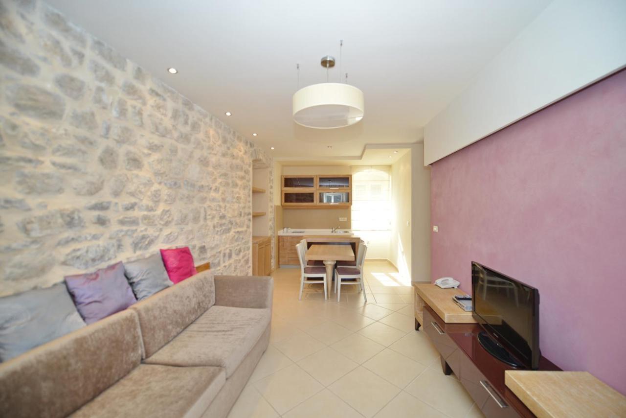 Vila Nikcevic Apartments Kotor Bilik gambar